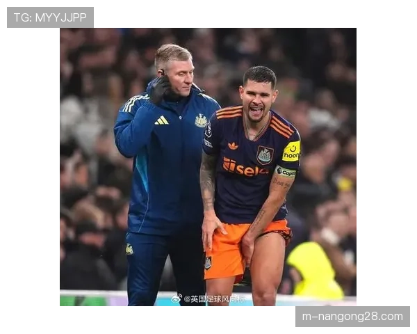 纽卡斯尔中场吉马良斯肌肉重伤，预计缺席8到10周